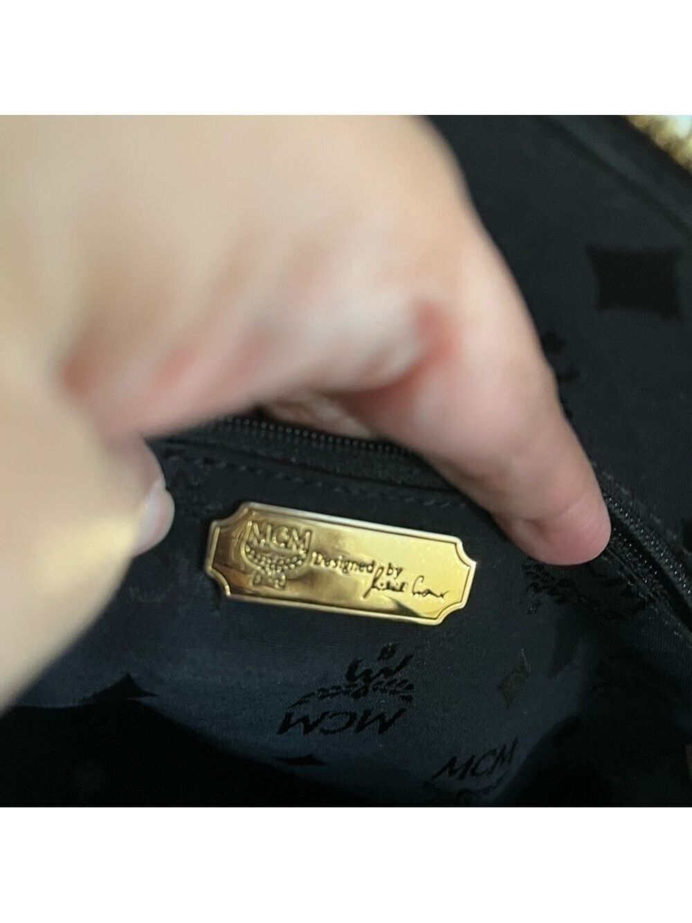 MCM BLACK HANDBAG - Picture 10 of 11